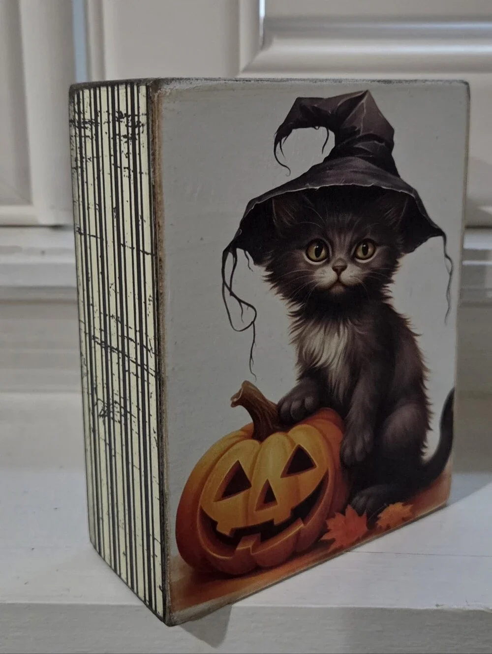 Upcycled Halloween Black Cat & Pumpkin Shelf Sitter Sign